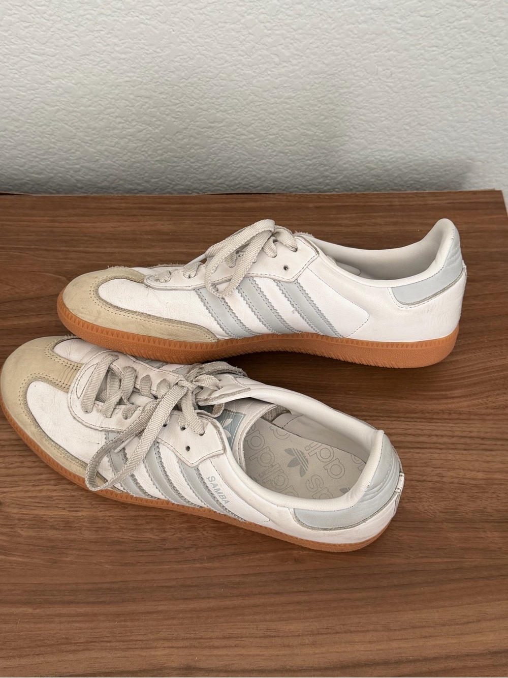 Adidas Samba— white and light grey